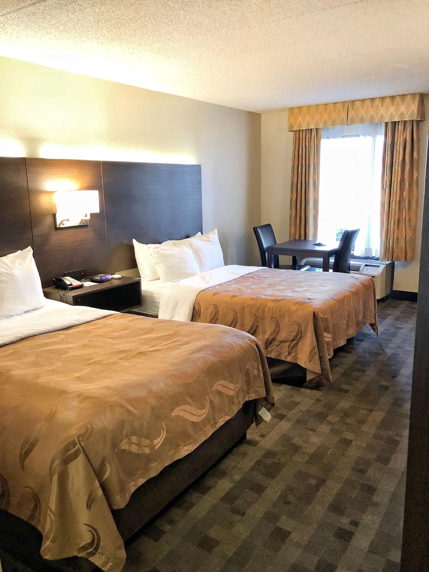 Quality Near Ucr And Downtown 2*